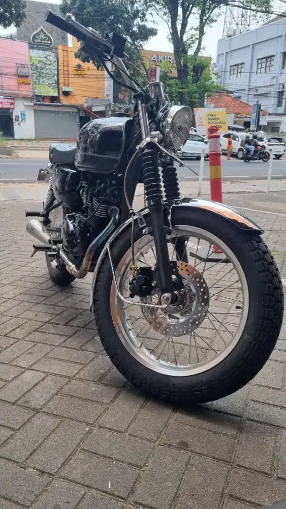 Kawasaki W175 SE BLACK STYLE