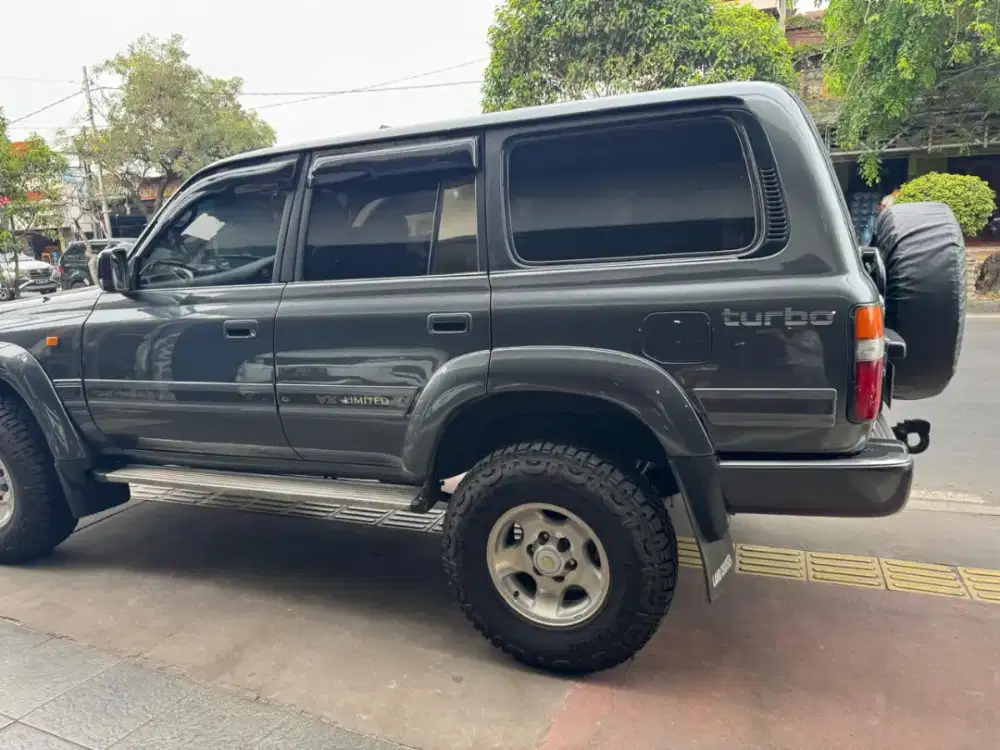 Toyota LC VX 80 limited sunroof th 1997 diesel 4x4 istimewa