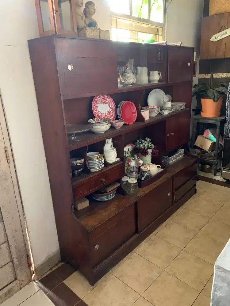 Lemari Jati vintage