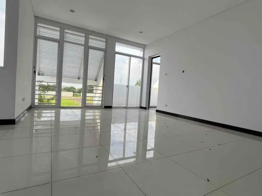 Rumah Mewah 3 Lantai Tipe Hook Harga 3 Milyaran