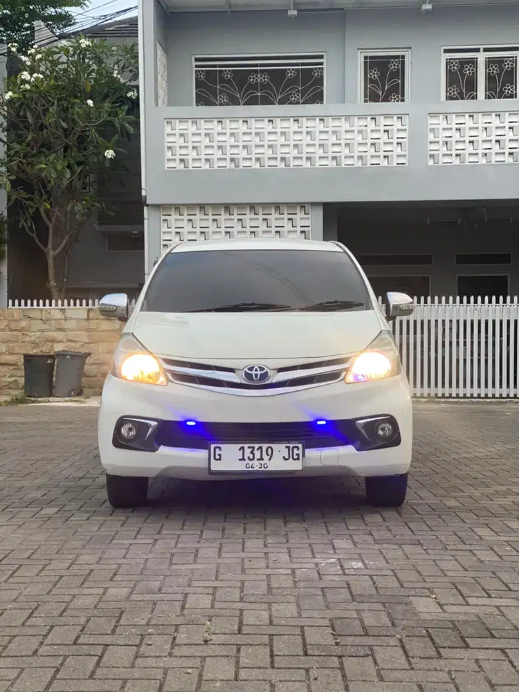 AVANZA G 2O12 MANUAL