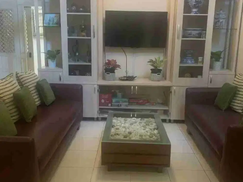 Rumah Asri di Jatiwaringin