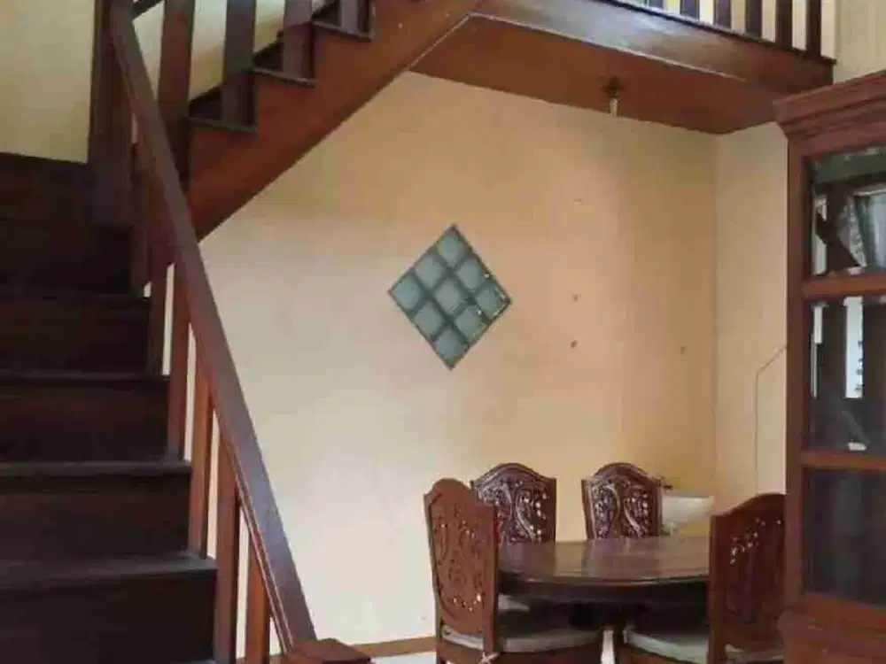 villa 2 lt tanah 295 di songgokerto dekat arah alun2 dan wisata batu