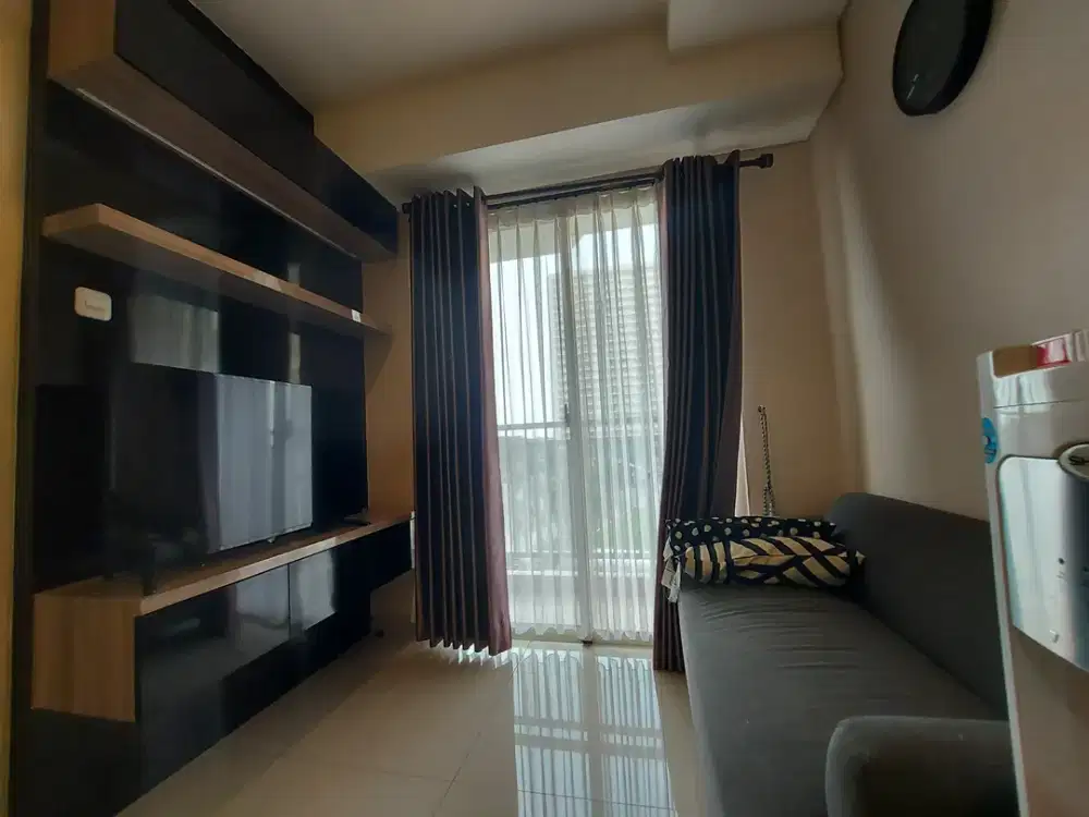Disewakan apertemen trivium 1br view lake bagus di lippo cikarang