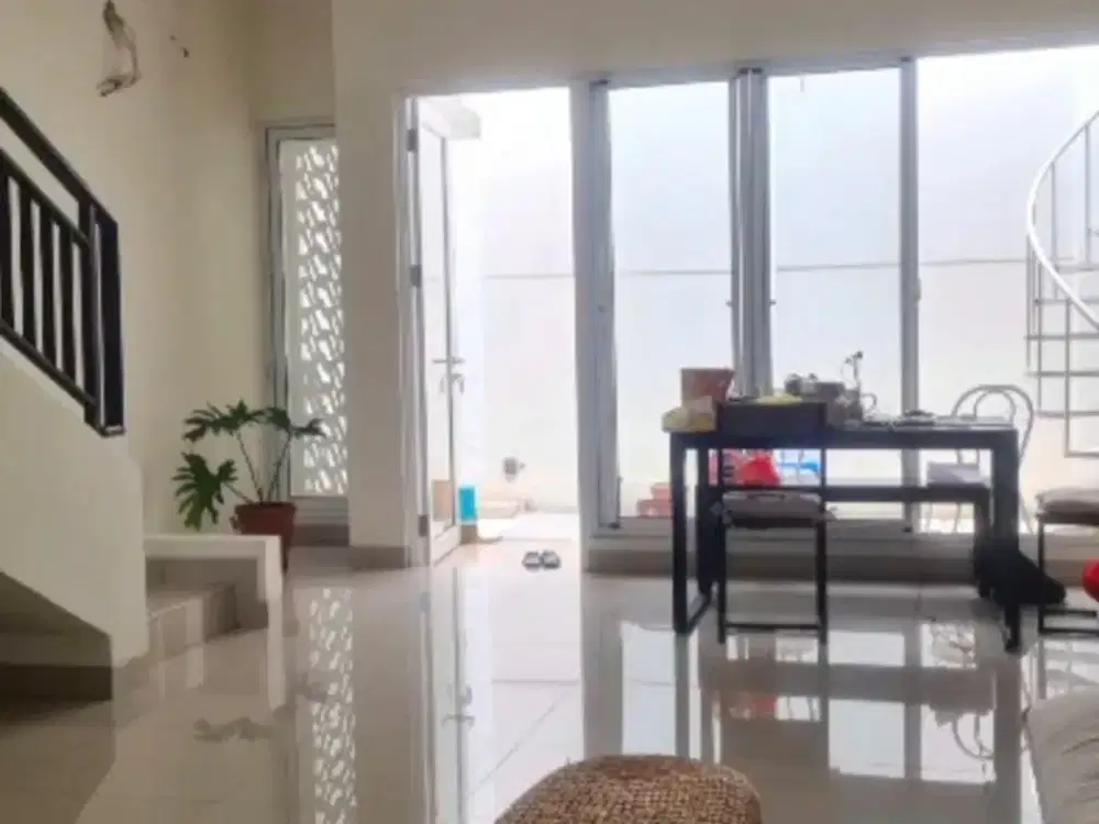 DIJUAL CEPAT RUMAH MINIMALIS CLUSTER AMANDA SUMMARECON BANDUNG