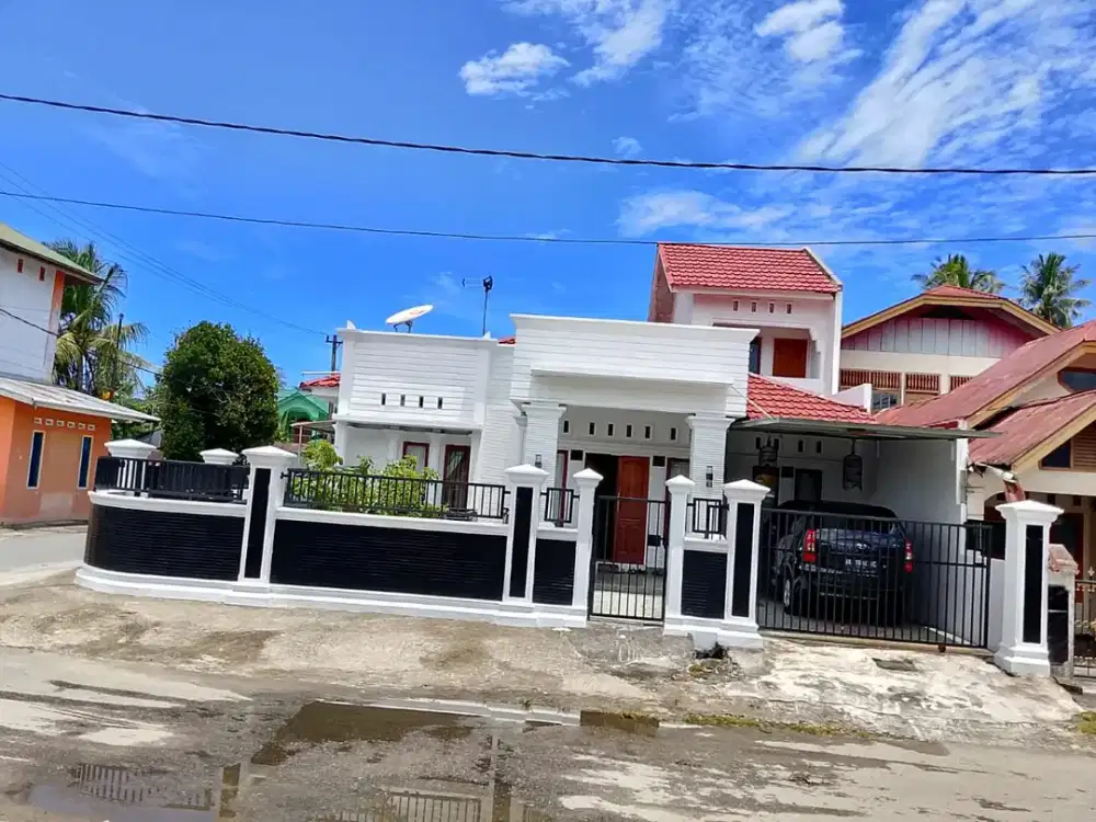 Jual Rumah di Komplek Bsd 1, koto tangah padang