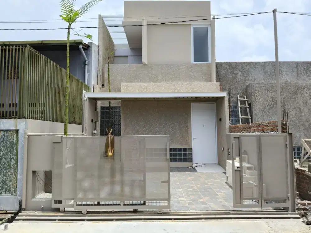 DIJUAL RUMAH BARU MODERN BEBAS BANJIR CISARANTEN KULON ARCAMANIK