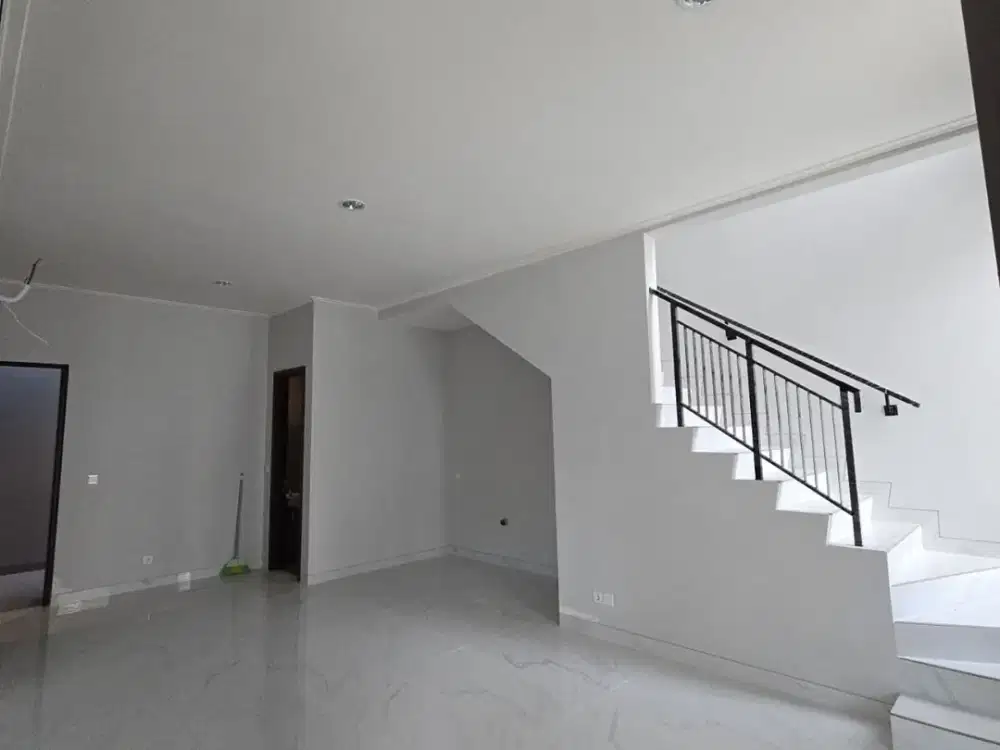 Rumah Cluster Kuningan Village PIK 2 Disewakan Brand New