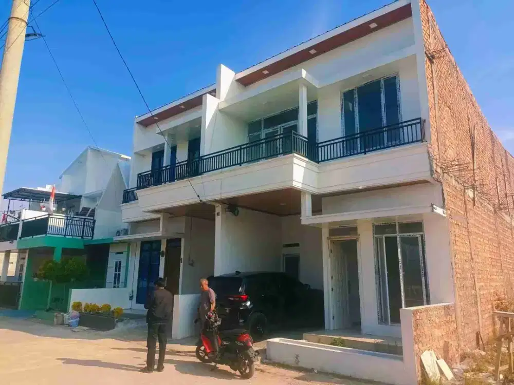 HUNIAN 2 LANTAI HARGA TERJANGKAU LOKASI DEKAT PASAR UNTUNG SUROPATI