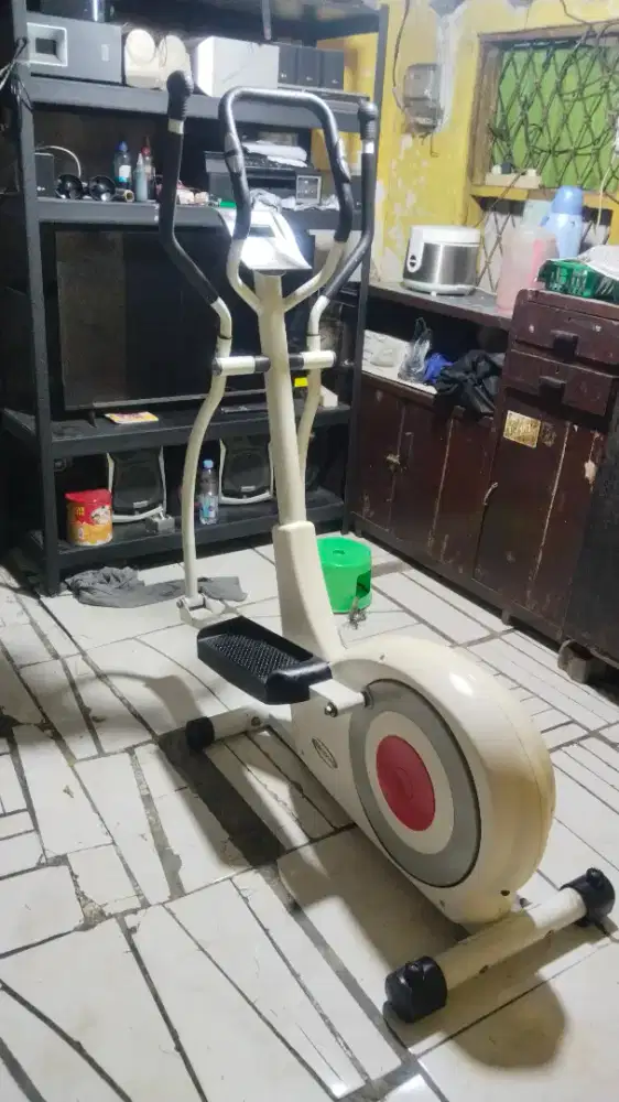 Elliptical Machine & Cross trainer