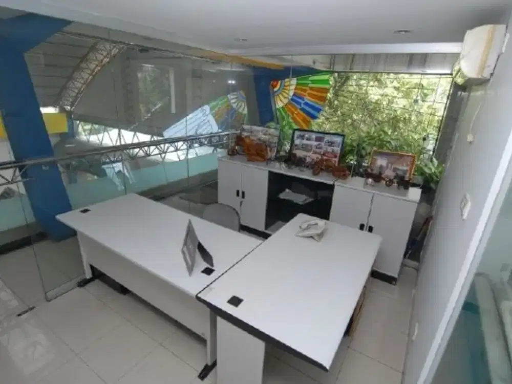 DIJUAL GEDUNG SHOWROOM STRATEGIS DI PUSAT KOTA BANDUNG