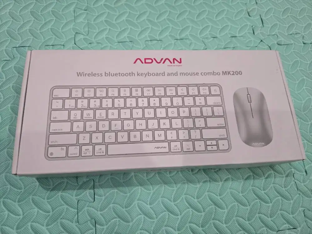 Advan MK200 Wireless Bluetooth Keyboard + Mouse - Fullset