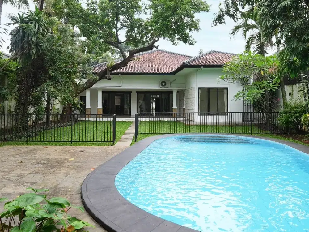 Rumah disewakan di Kemang