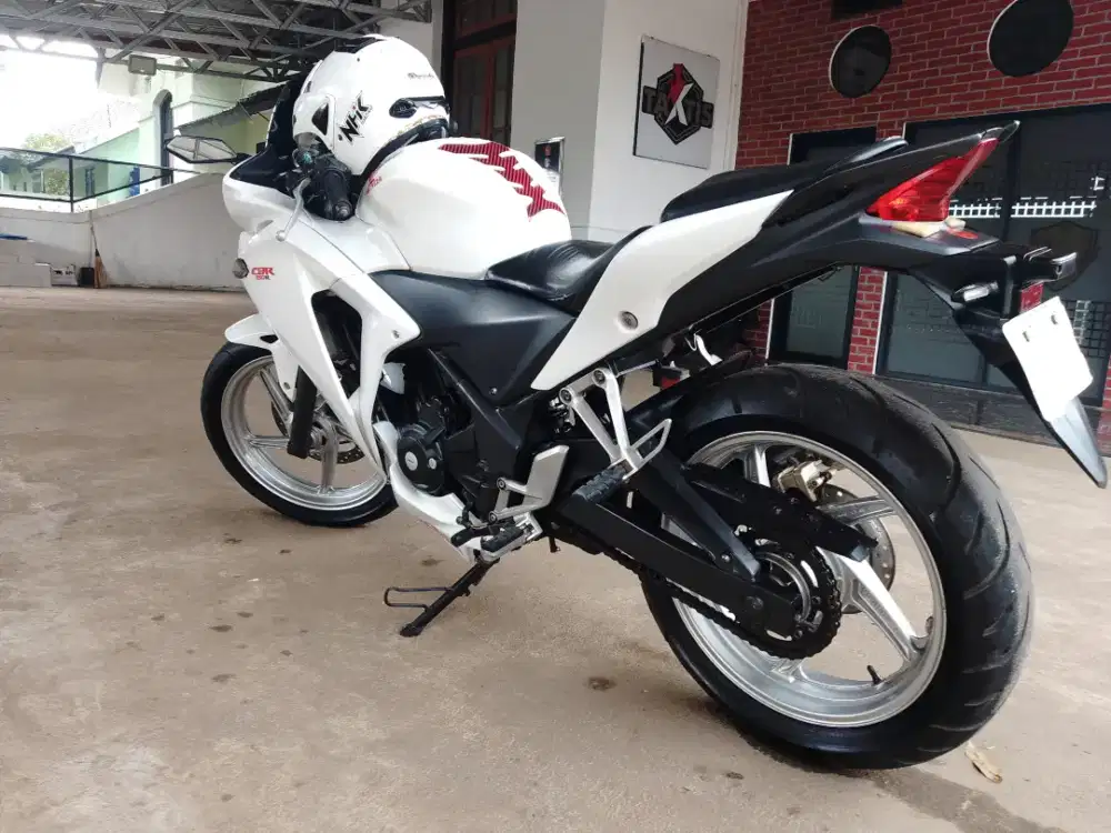 Jual cbr250cc cbu thailand