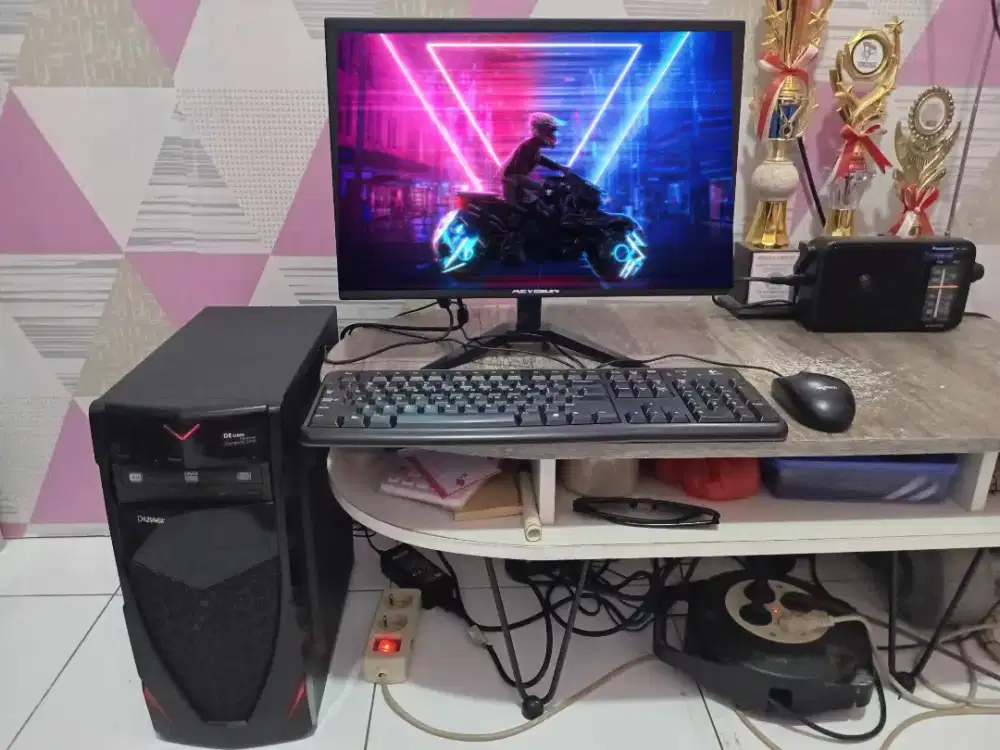 PC GAMING DESIGN + LCD + RAM 8 GB + VGA 1 GB + HD 500 GB + GAMES APP