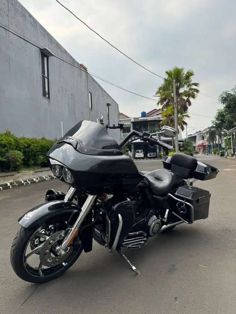Dijual Roadglide CVO Anniversary 2013