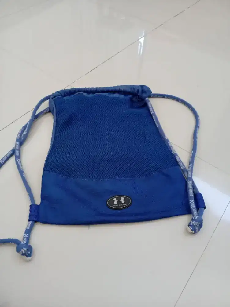 Tas serut branded pria