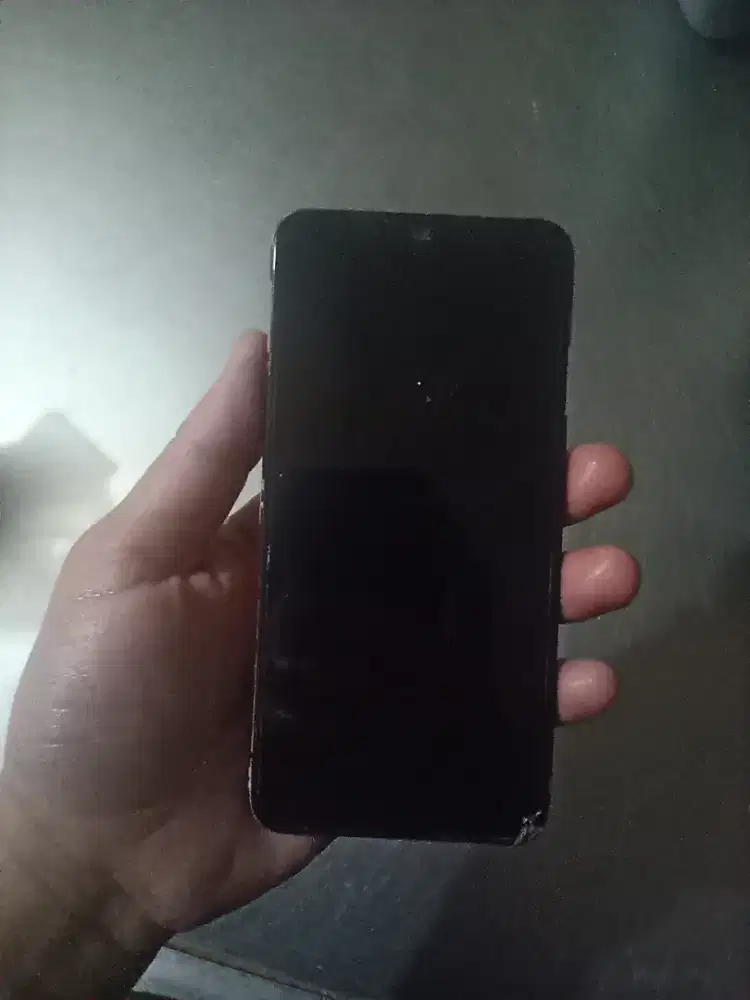 Vivo Y91 Ram 3 GB Internal 32 GB Jaringan 4G LTE