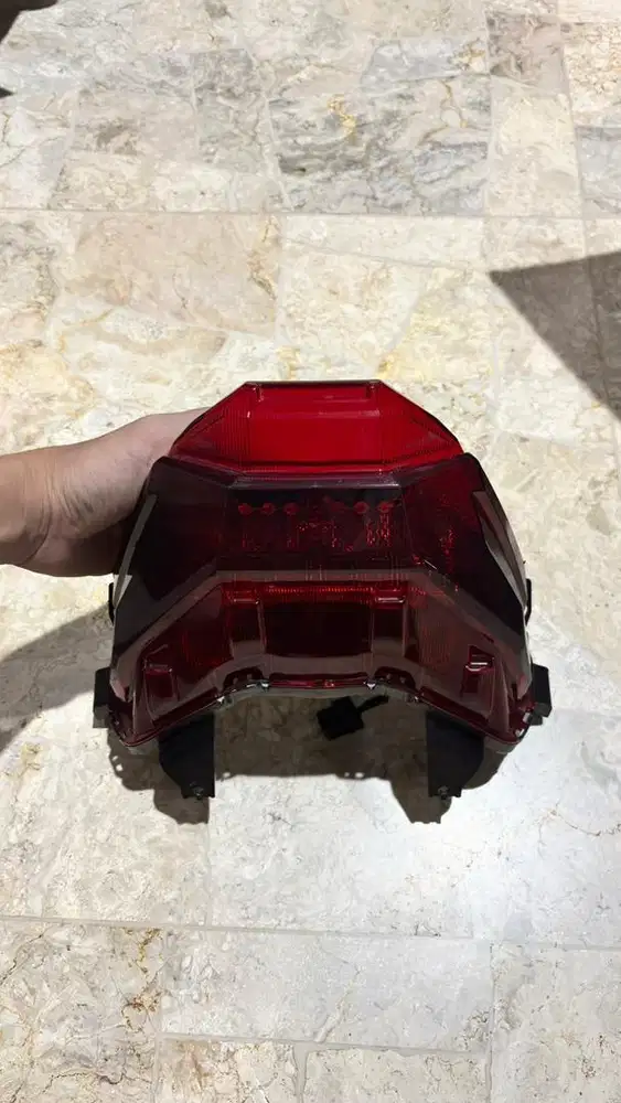 Stoplamp Vario 160 - Mulus Like New (Skotlet Hitam)