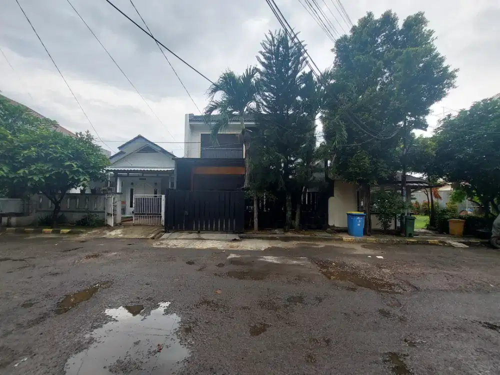 Rumah 2,5 Lantai Full Furnish Permata Pamulang termurah akses Tol