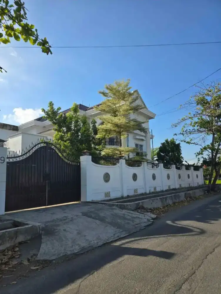 Jual Rumah Mewah di Wirosaban Yogyakarta