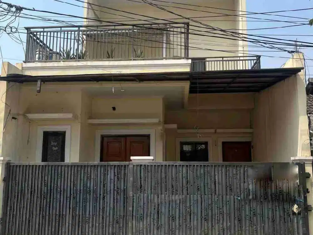 Jual Cepat Rumah Sejuk asri 2 Lantai Siap Huni – Strategis di Taman Mini Jatimakmur, Bekasi