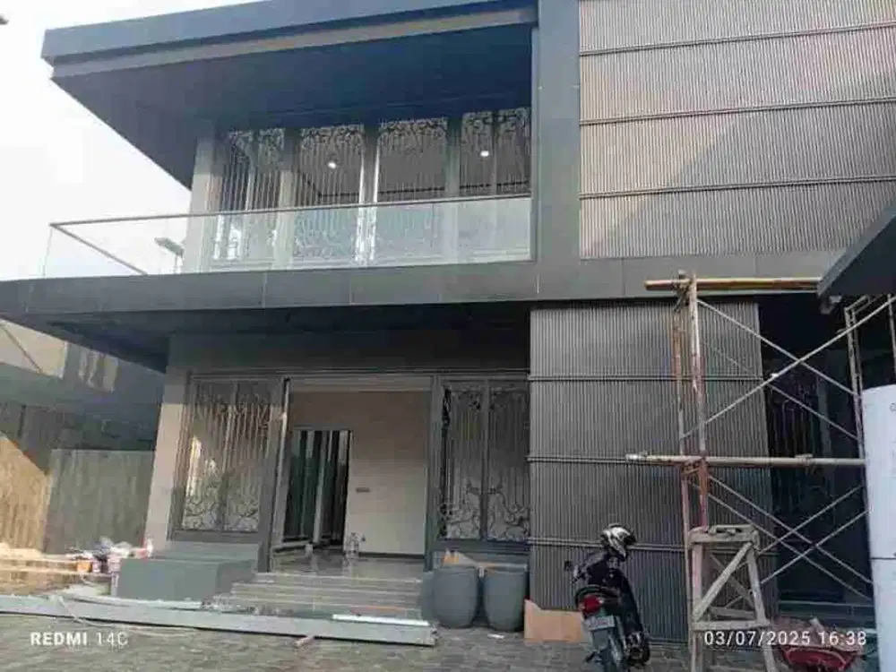 Rumah Baru Billymoon Ada Kolam Renang Pondok Kelapa