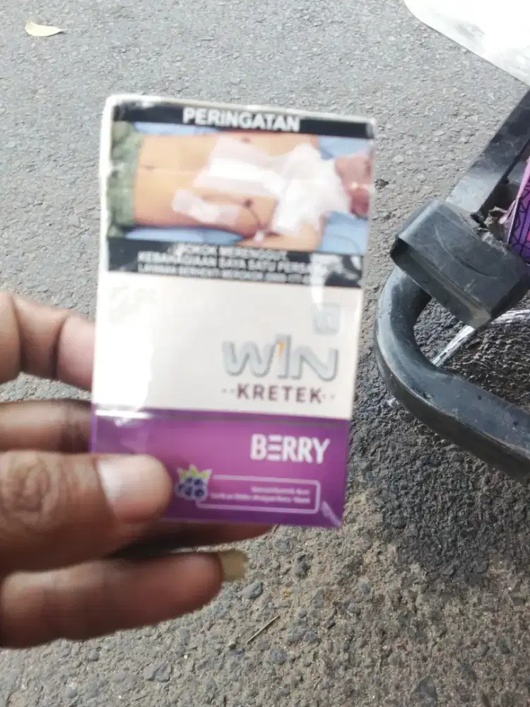 Mencari pekerjaan apa saja