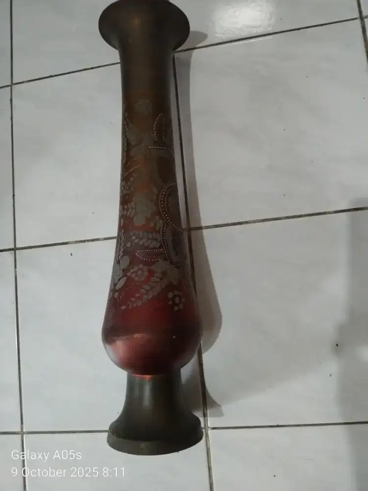 Vas guci kuningan antik