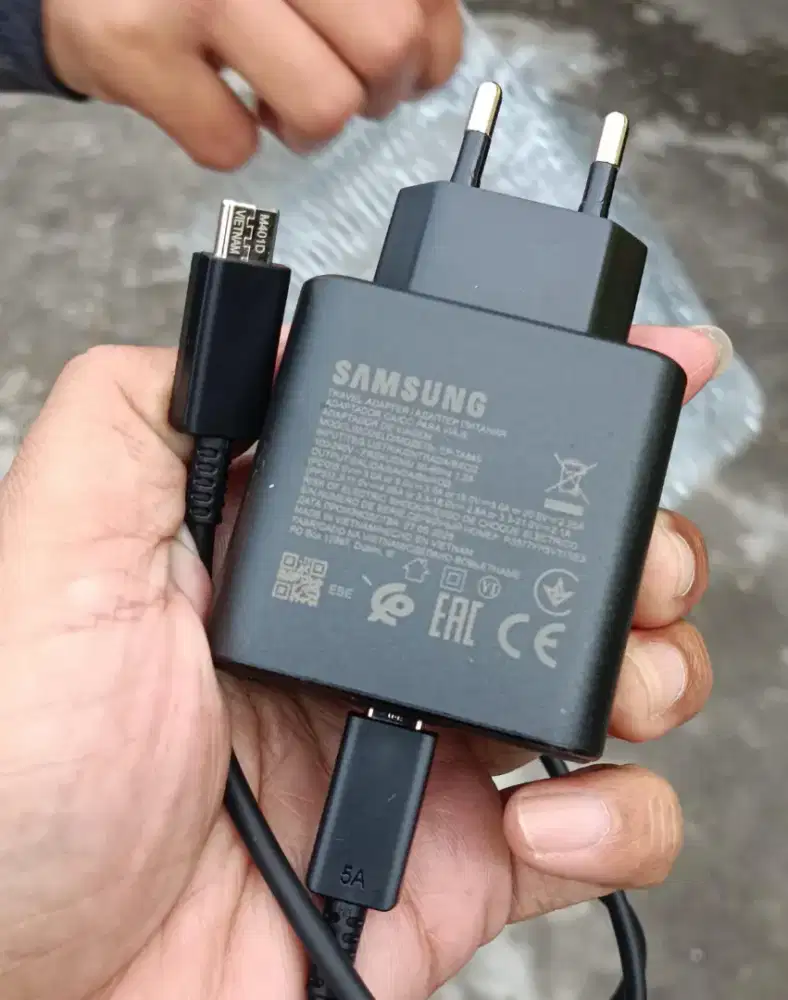 Charger Original Samsung Z Fold / Z Flip ( 45watt )