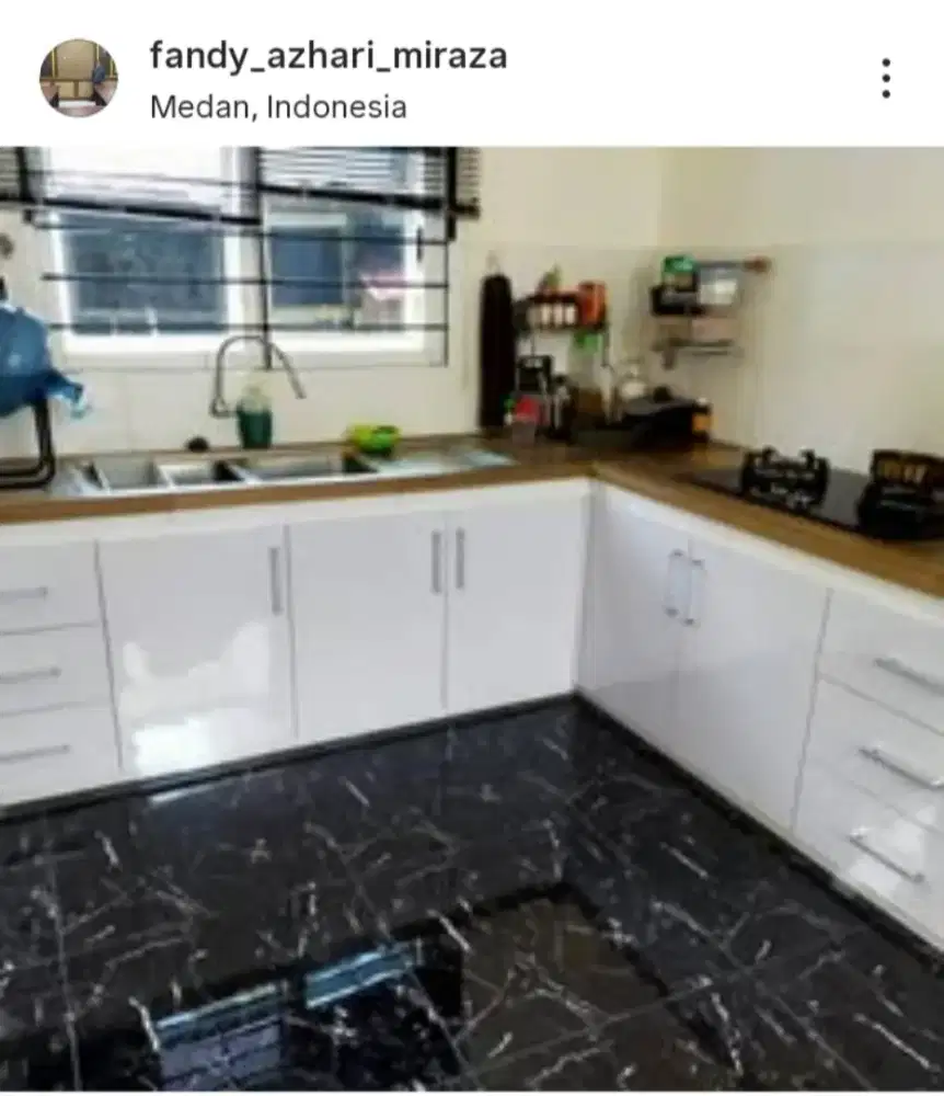 Kitchen Cabinet Tempahan