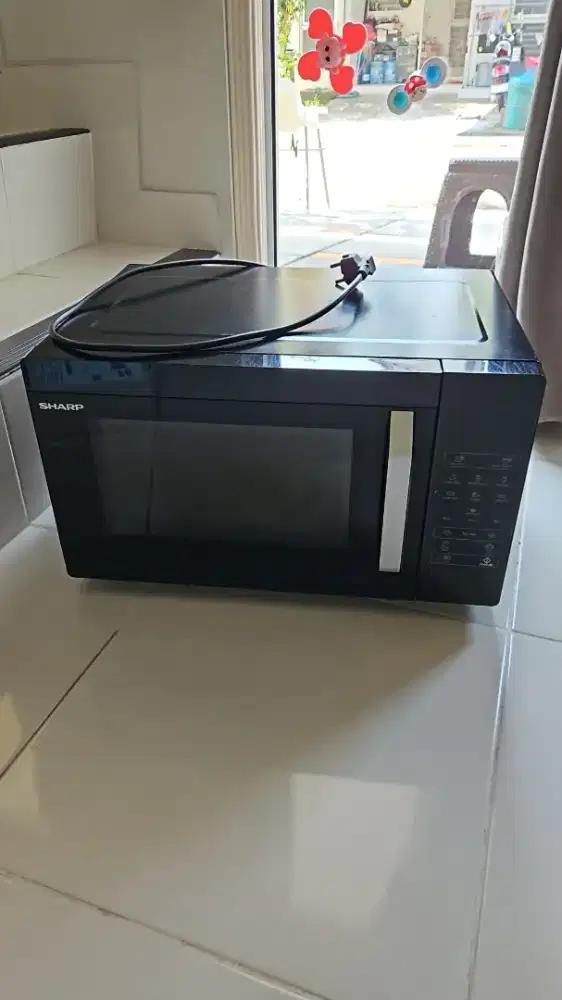 MICROWAVE SHARP