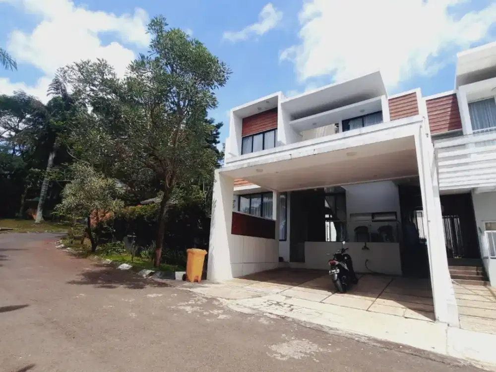 Dijual Rumah Mewah dengan Swimming Pool di Citra Green Dago Full Furnish