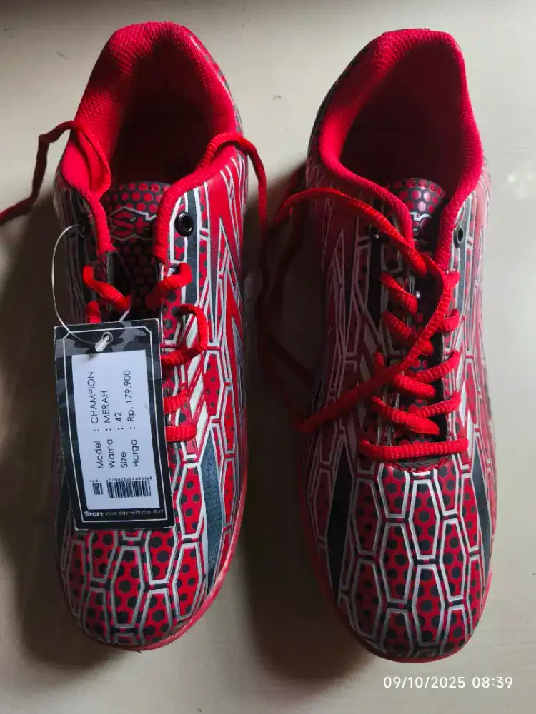 Sepatu Olah Raga