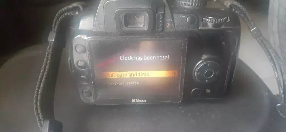 Bismilah jual cepat kamera nikon D3000
