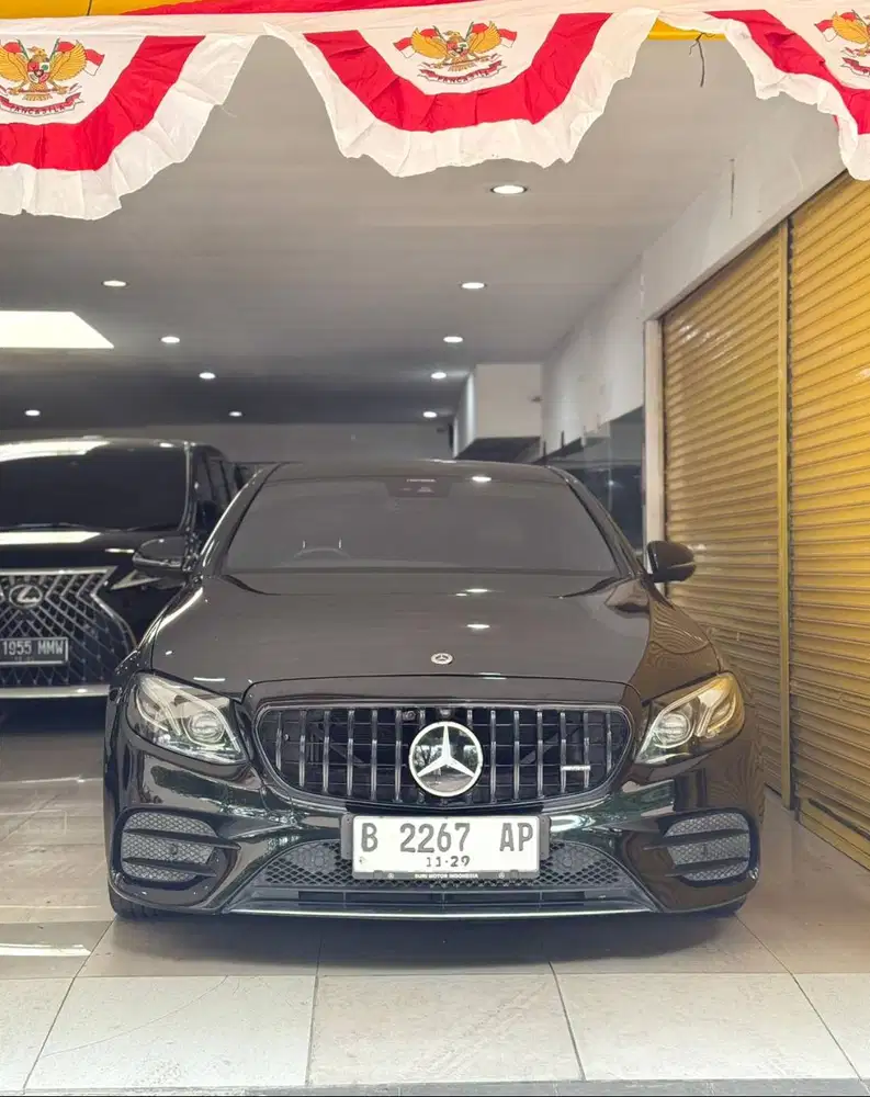 Mercedes E350 EQ Boost 2019 November Automatic HItam Metalik