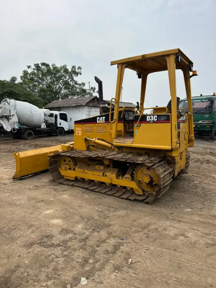 Bulldozer caterpillar d3c tahun 2019 build up