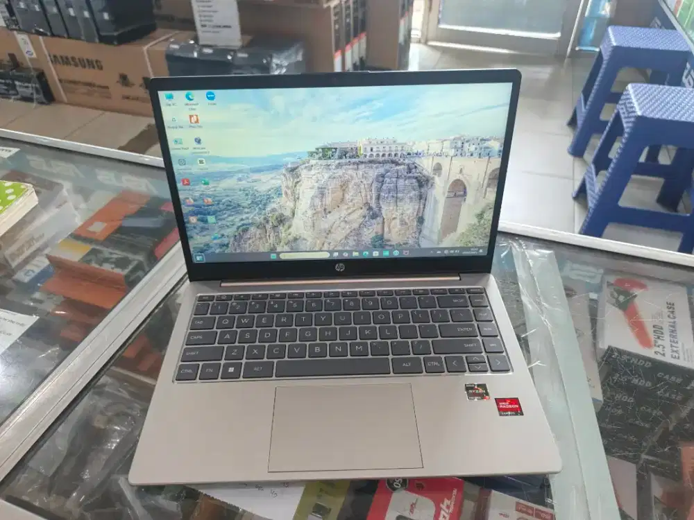 Laptop 14s EM033 Ryzen 3 7320