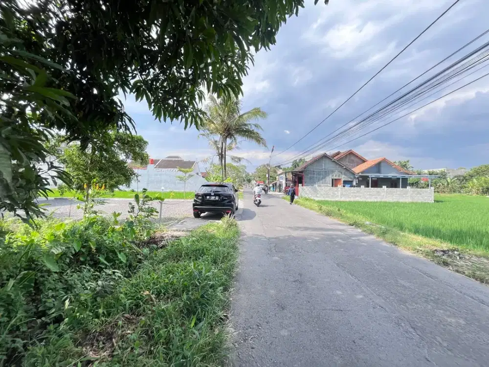 Tanah Jogja kota dekat kampus STPN dan Al Azhar Gampong, SHM P unit