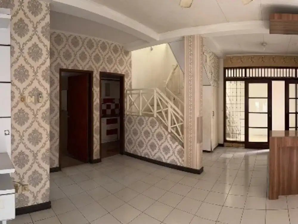 DIJUAL RUMAH di Jl. Pisok V, Bintaro. Lokasi Sangat Strategis.