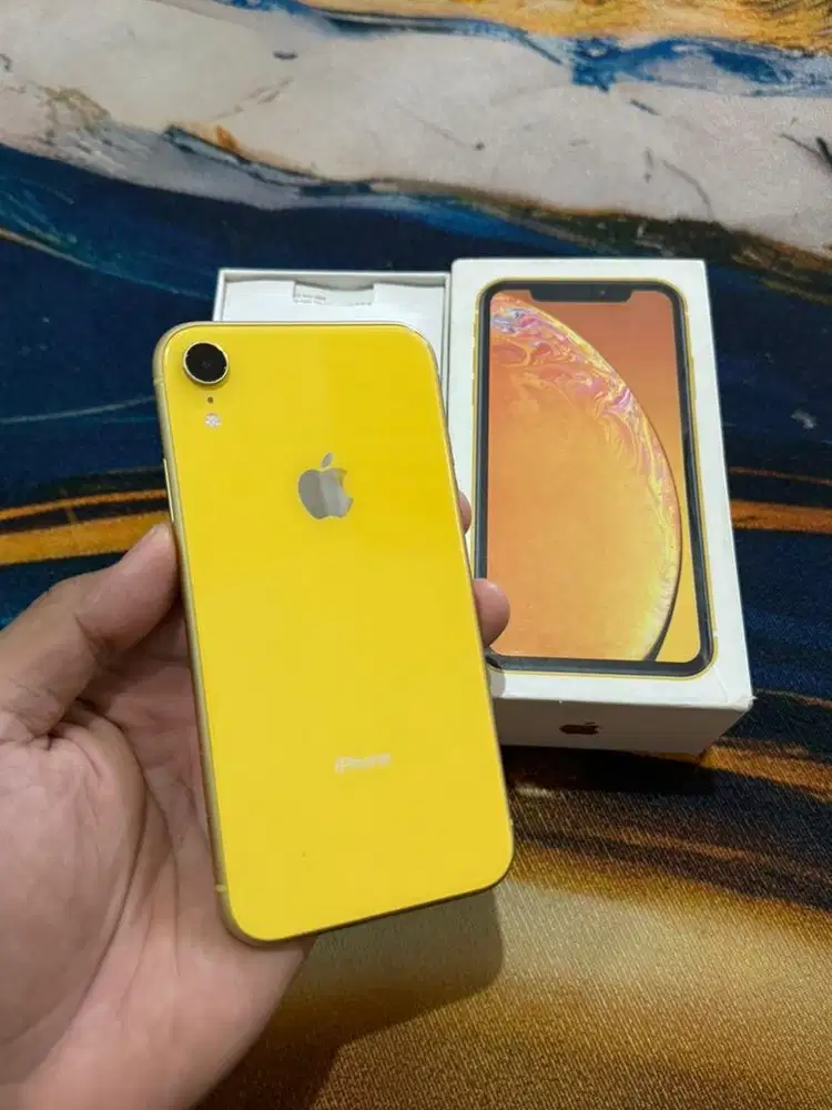 IPHONE XR 64GB XL/AXIS ONLY