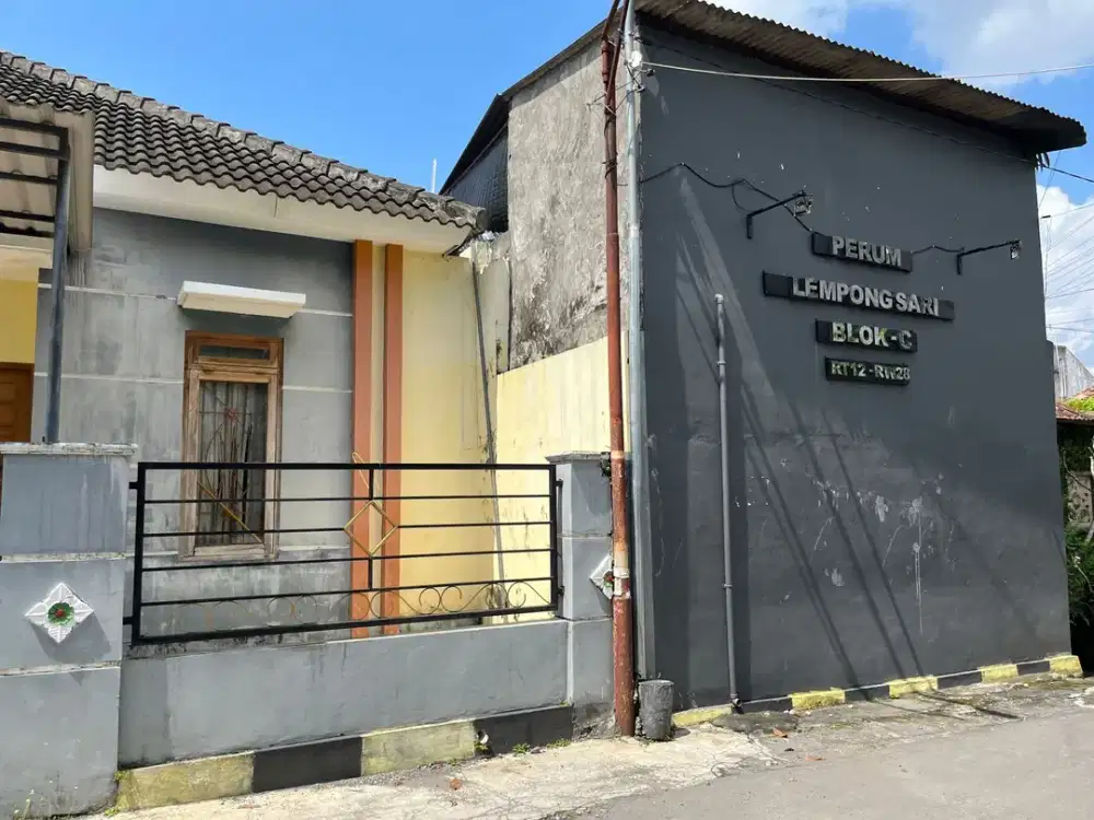 Tanah di Utara Al Azhar yogyakarta dalam perumahan lempongsari