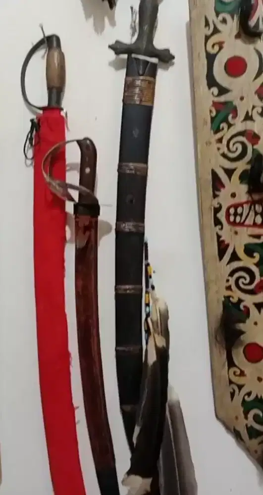 Koleksi Pedang Sepuh