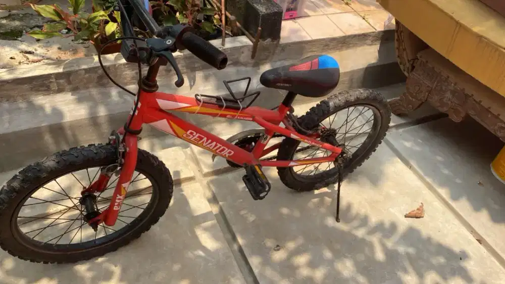 sepeda bmx ukuran 18 dan 20