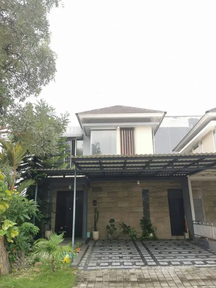 Dijual Rumah Citraland Utara Greenhill Siap Huni 2 Lantai Furnish
