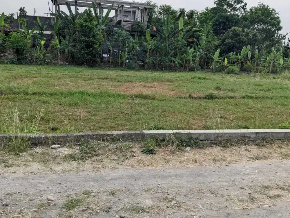Kawasan Kampus Jogja tanah Banyuraden dekat Mirota Godean , SHM P unit