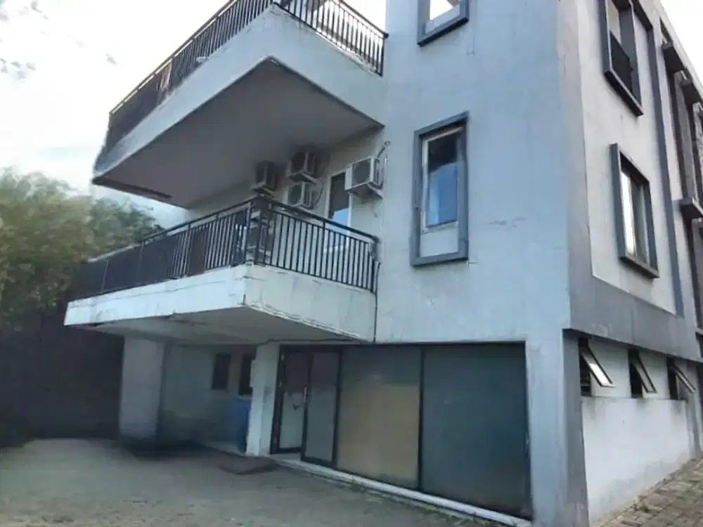 Ruko siap pakai 3lt 22x37 775m Duren Sawit Jakarta Timur