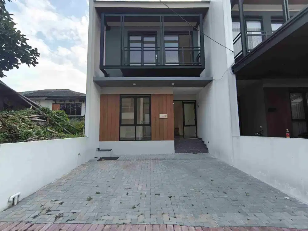 Rumah baru siaphuni dekat jl nasional & sport jabar di kompleks arcamanik