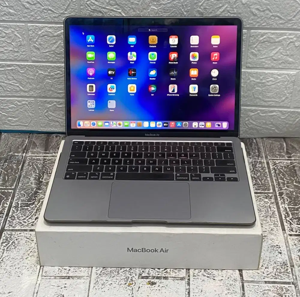 Macbook m1 2020 ram8/256gb