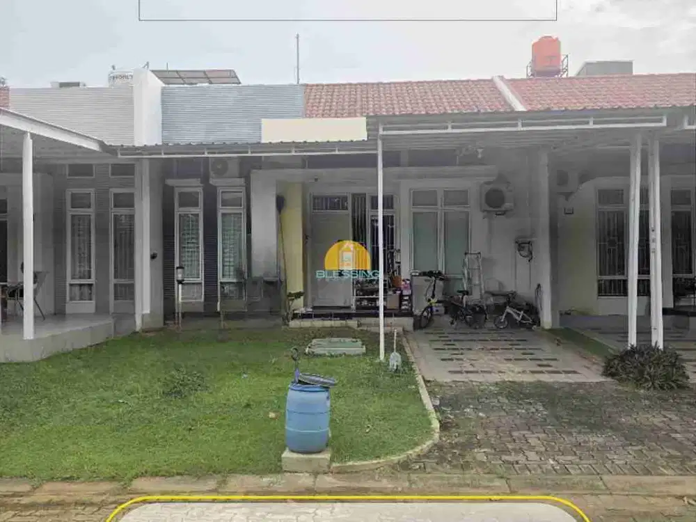 Rumah siap pakai di Graha Padma Semarang Barat dekat Bandara